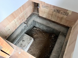 基礎補強型枠撤去