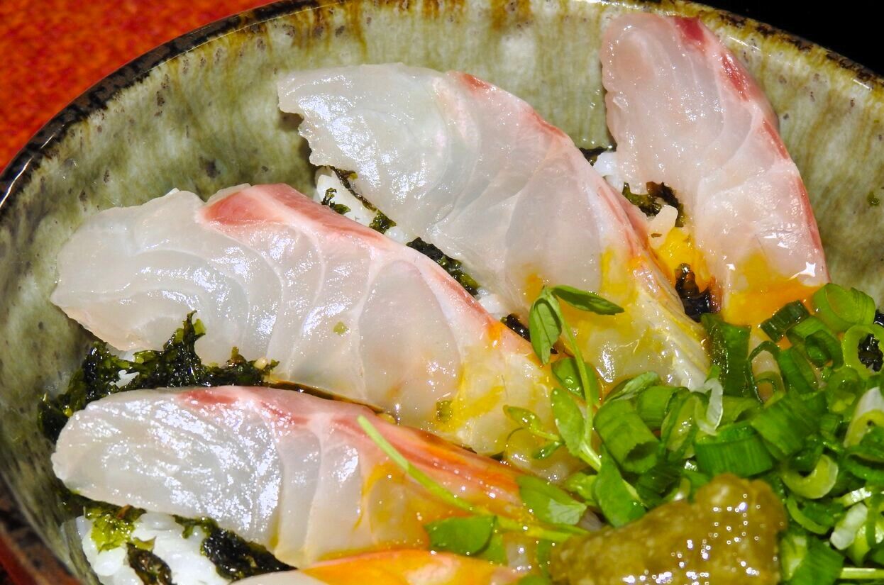 鳴門へ来たなら鳴門鯛と・・・ : 土佐料理 旬の鰹がゆく！