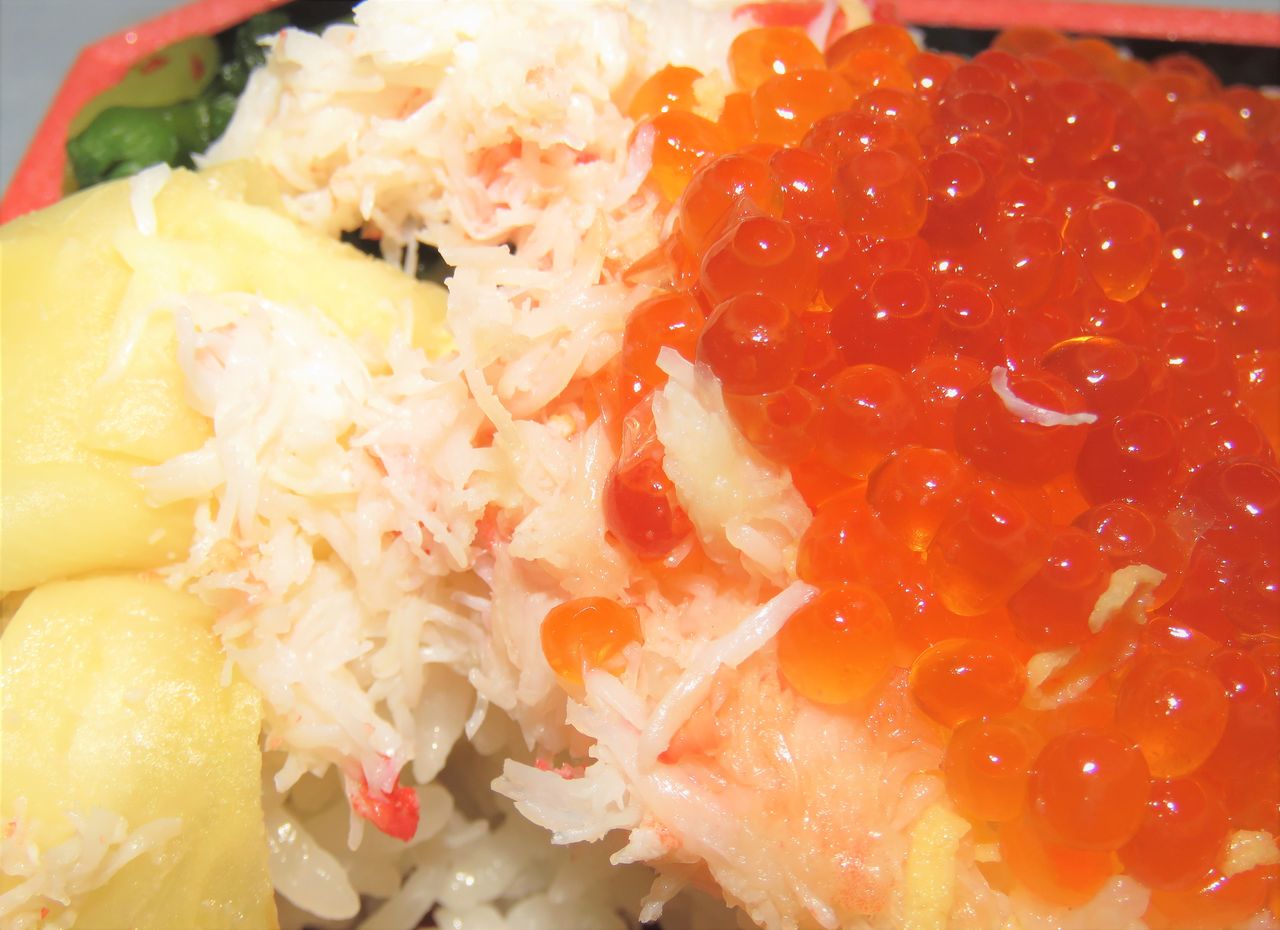 華やかな百貨店の催事 土佐料理 旬の鰹がゆく 華やかな百貨店の催事 土佐料理 旬の鰹がゆく