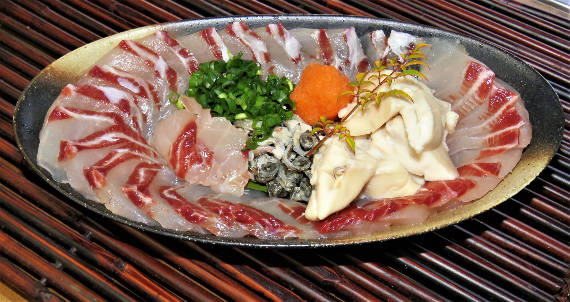 旬の逸品鮮魚 黒鯛 チヌ 土佐料理 旬の鰹がゆく 旬の逸品鮮魚 黒鯛 チヌ 土佐料理 旬の鰹がゆく