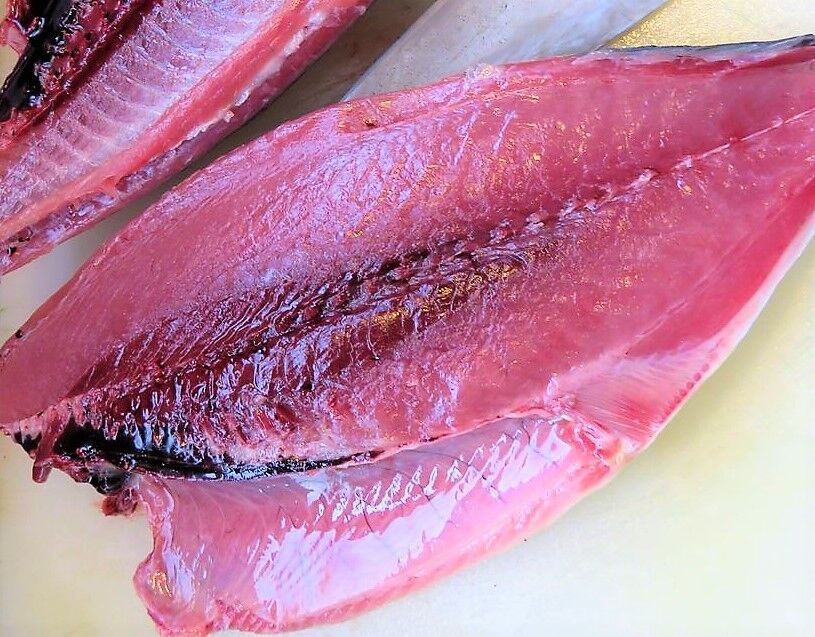 高知の市場で選ぶ睦月の魚厳選二種 土佐料理 旬の鰹がゆく