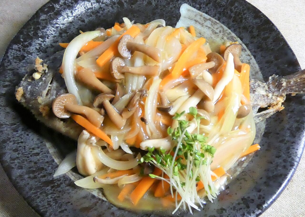 岸壁の春メジナ釣り 土佐料理 旬の鰹がゆく