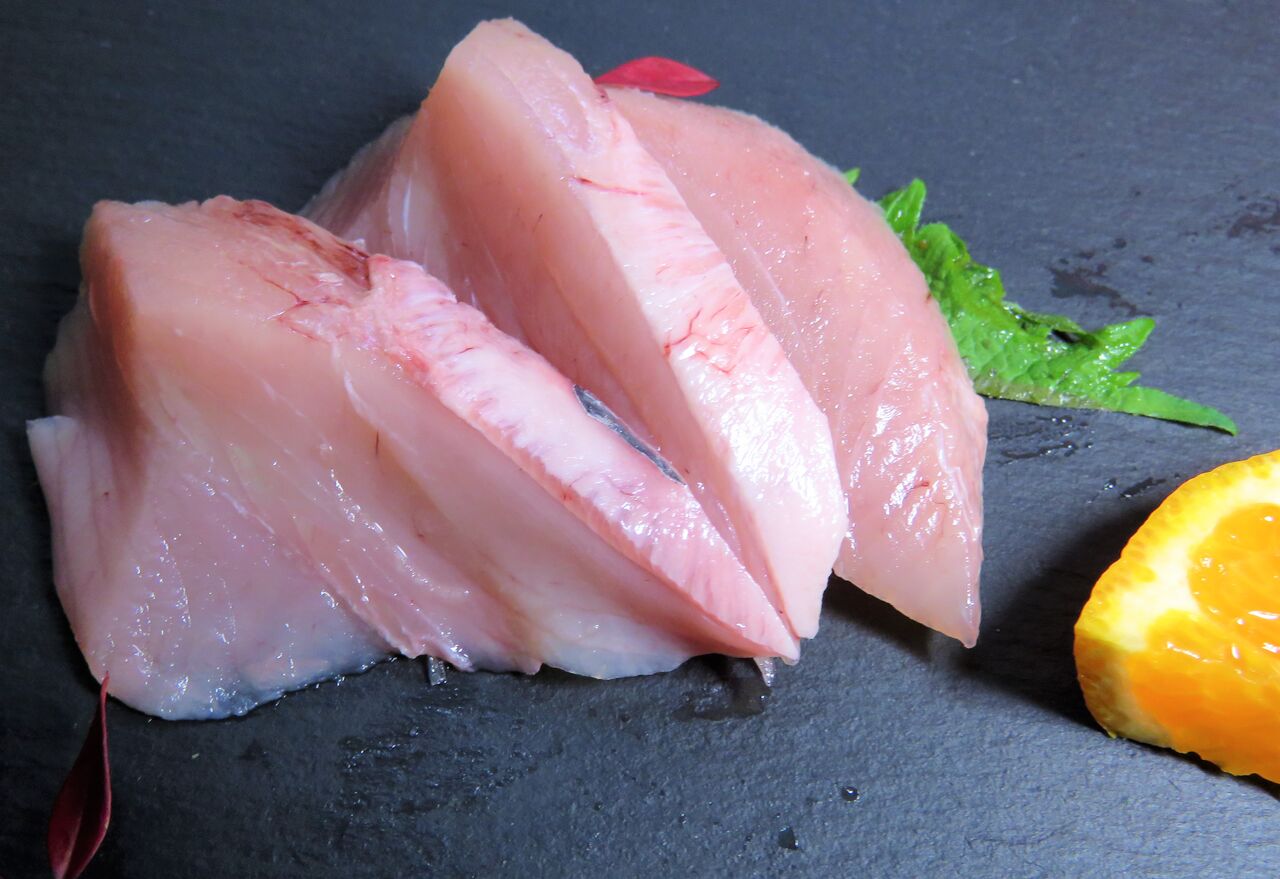 鰹と須萬と歯鰹 土佐料理 旬の鰹がゆく