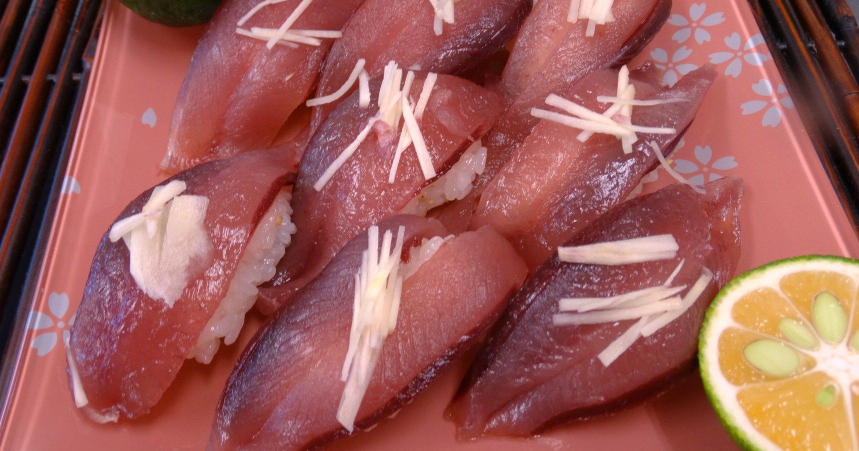 メジカの新子漁 土佐料理 旬の鰹がゆく メジカの新子漁 土佐料理 旬の鰹がゆく