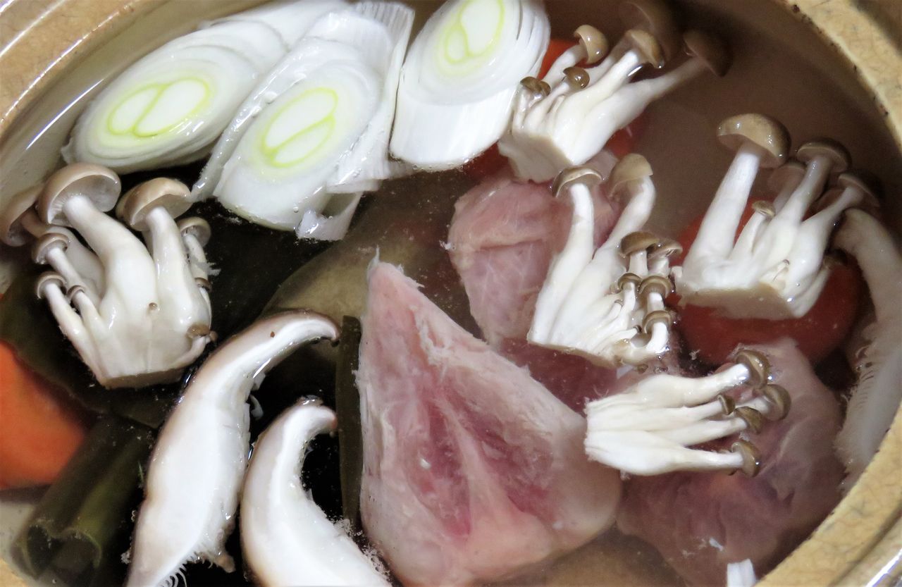 旬のマカジキを鍋でいただく 土佐料理 旬の鰹がゆく 旬のマカジキを鍋でいただく 土佐料理 旬の鰹がゆく
