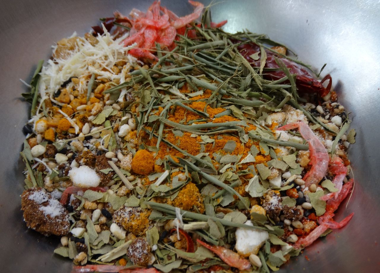 石垣島のグルメ体験 土佐料理 旬の鰹がゆく