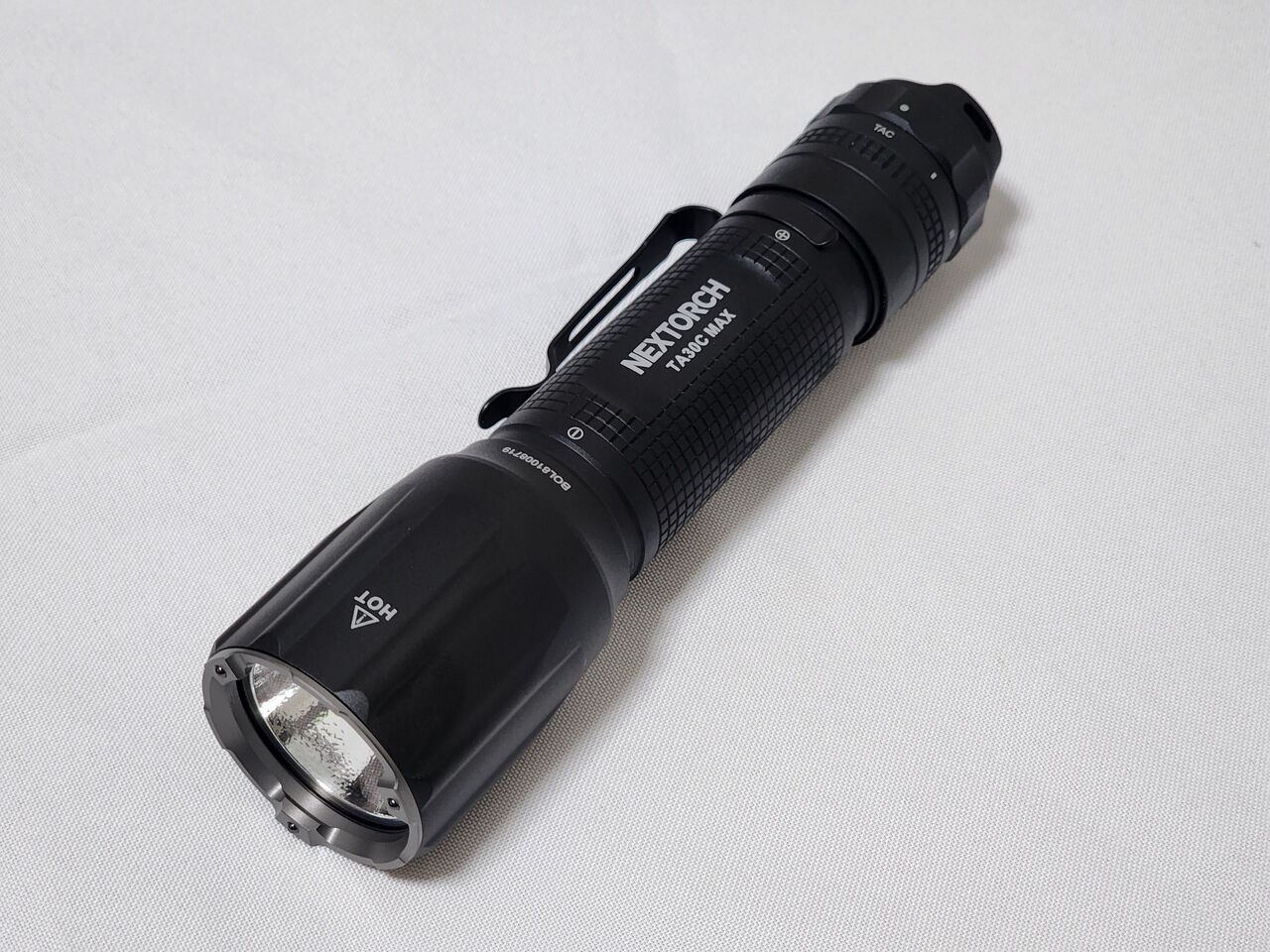 高性能タクティカルライト NEXTORCH TA30C MAX レビュー : 原子力コンビニ