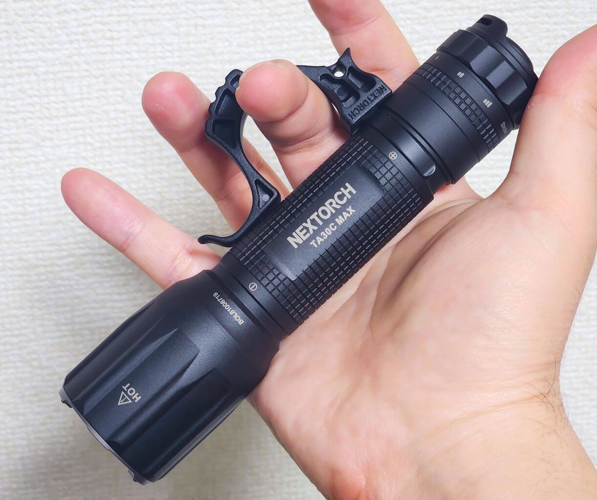 NEXTORCH ta30c max LED 懐中電灯 高輝度 3000ルーメン