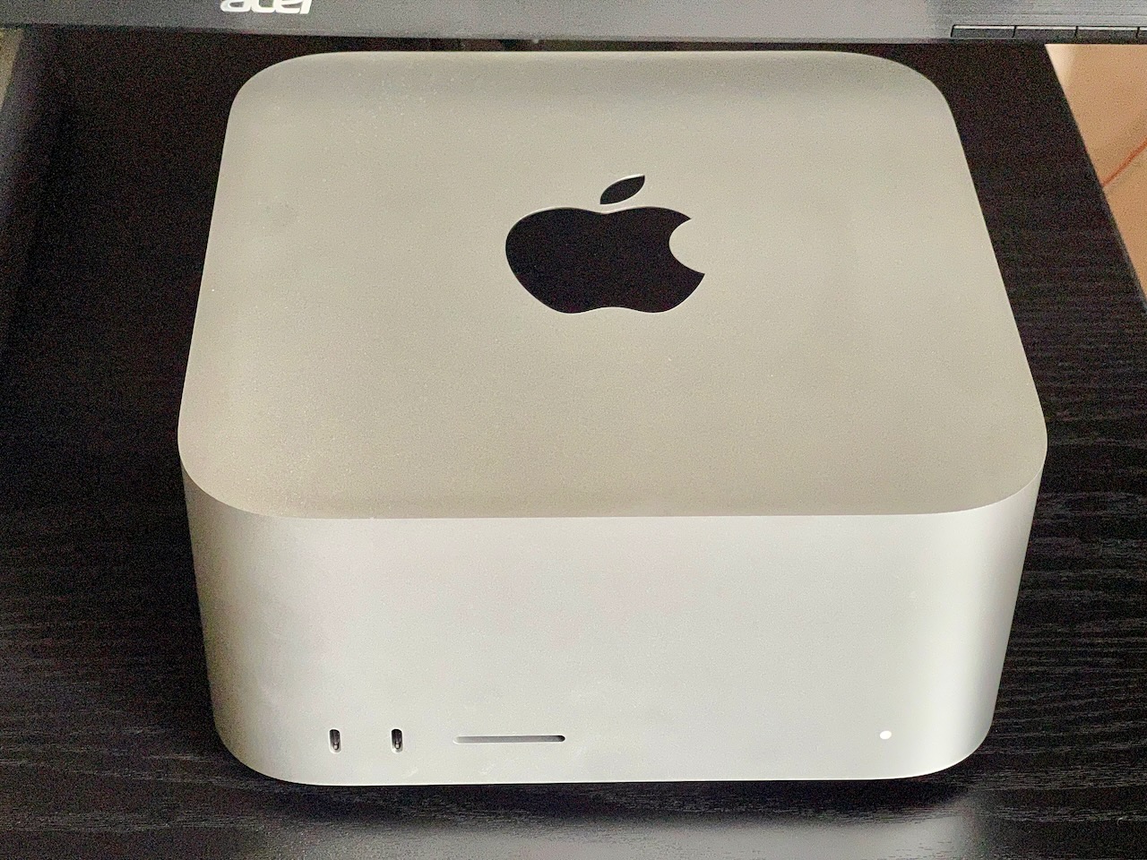 Apple Mac mini MU9D3J/A A3238 M4 2024 手のひらサイズ小型