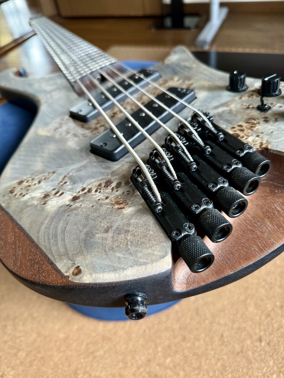 Kiesel ヘッドレス マルチスケール Type-X 5弦ベース 2024製 Kiesel ヘッドレス マルチスケール Type-X 5弦ベース 2024製