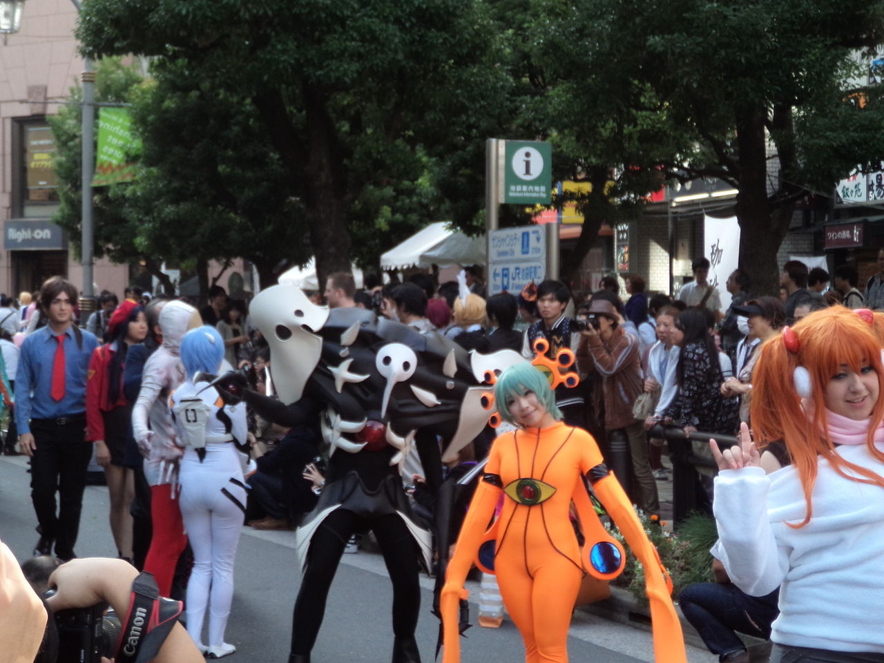 池袋ハロウィンコスプレフェス14 開催される 豊島区観光協会ブログ 池袋ハロウィンコスプレフェス14 開催される 豊島区観光協会ブログ