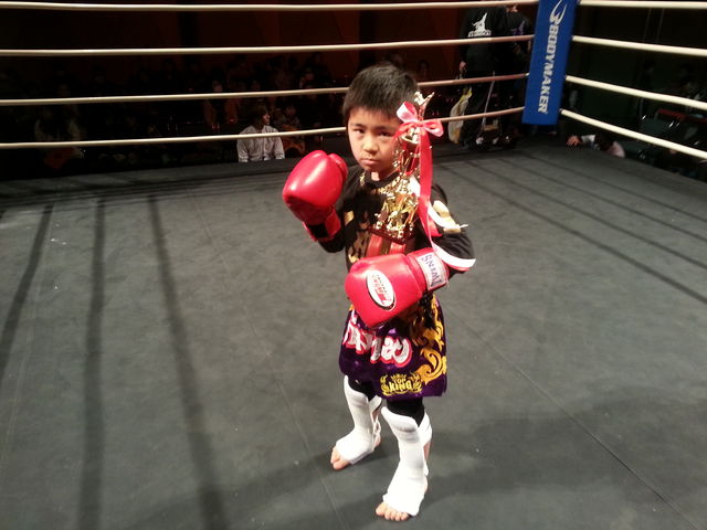 ドリームステージ結果 グローブ空手 キックボクシング闘神塾