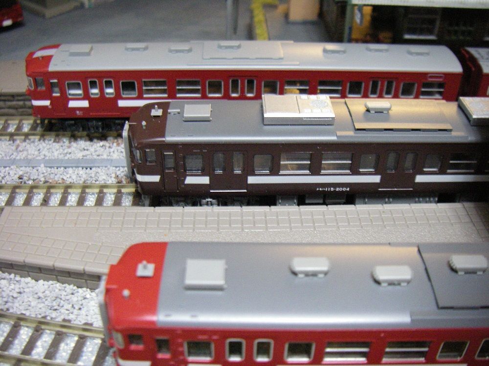 (元箱あり)TOMIX 身延線 115系2000番台 10両セット 特価』の誘惑に誘われて……またもや改造種車だ！ (tomix 115系