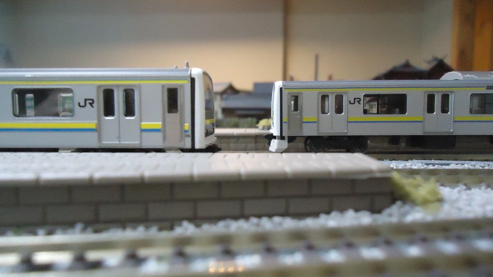 鉄道模型】TOMIX・209系2100番台 房総色風味を作る・その1 : 鶴岡畳