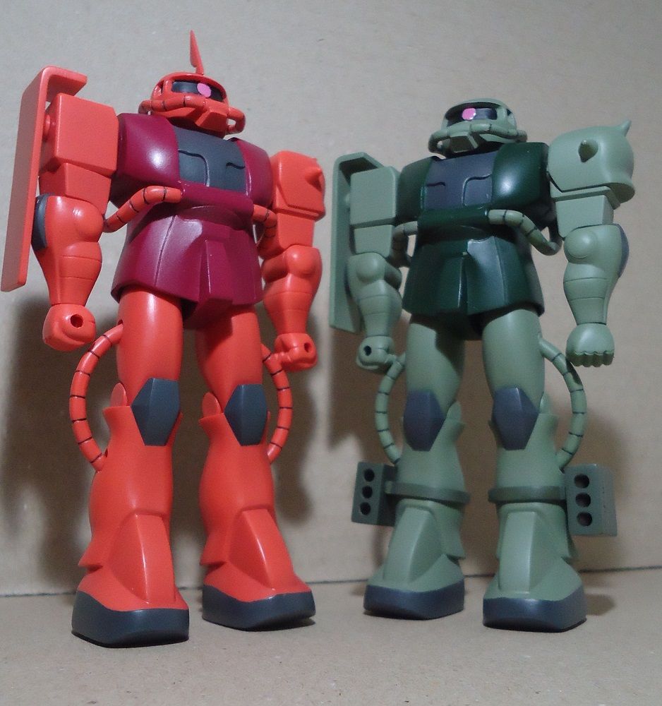 ガンプラ】旧キット・1/144 MS-06S/06シャア専用と量産型ザク・完成