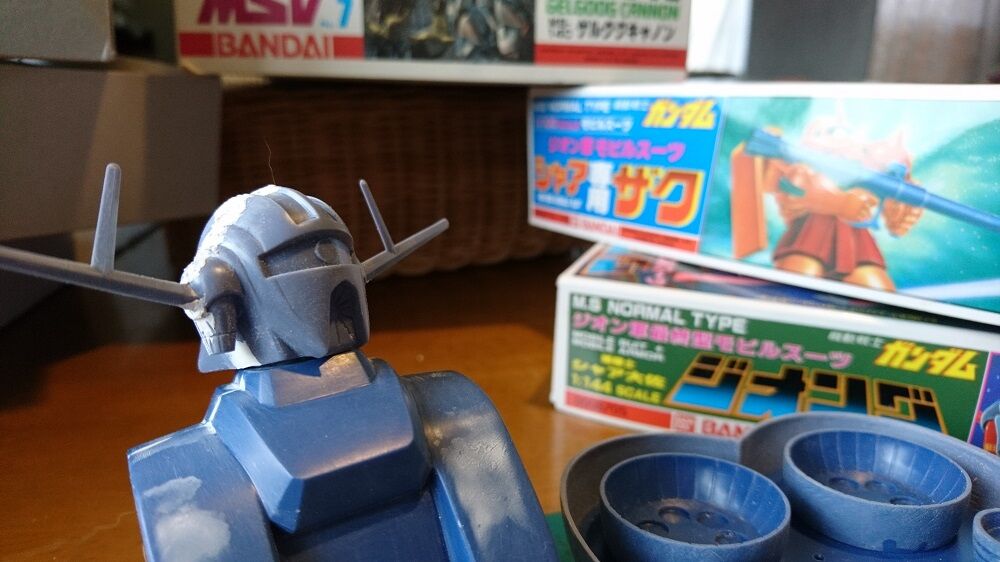 ガンプラ 旧キット 1 144 ジオング その1 鶴岡畳産業ブログ 最強猫 バーニーと遊ぼ