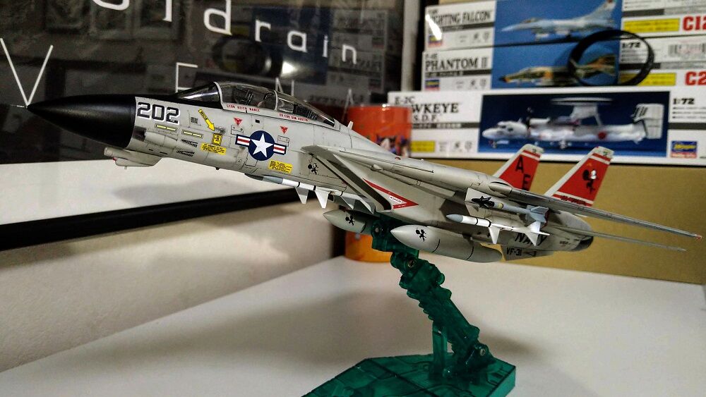 プラモデル】ハセガワ 1/72 F-14A (VF-31 トムキャッターズ プラモデル】ハセガワ 1/72 F-14A (VF-31 トムキャッターズ