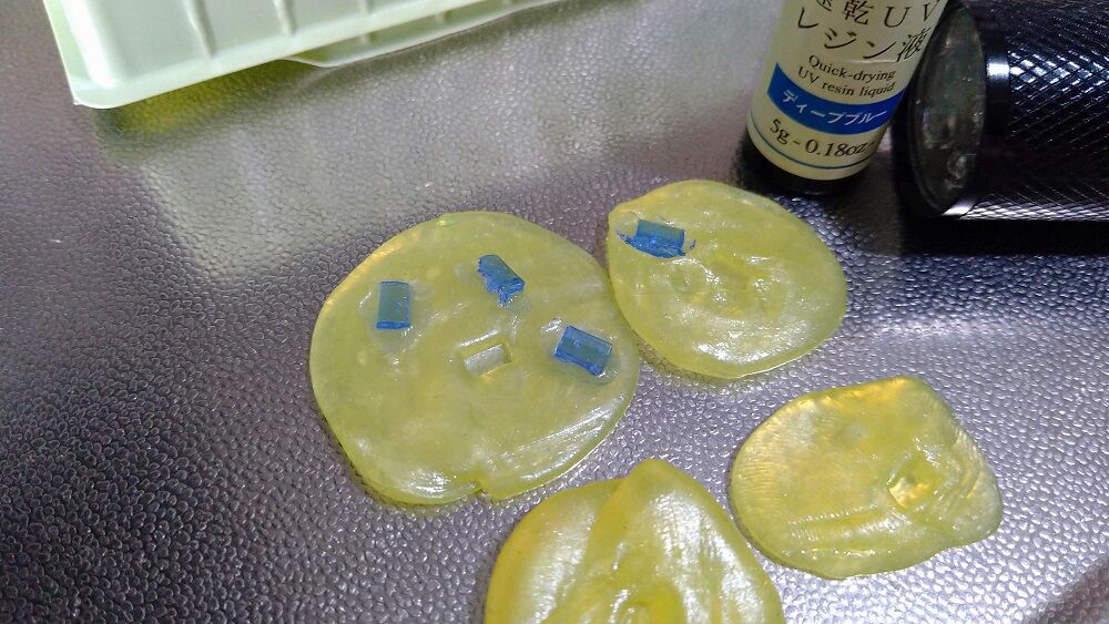 鉄道模型 レジンでベンチレーターの複製に挑戦 鶴岡畳産業ブログ 最強猫 バーニーと遊ぼ