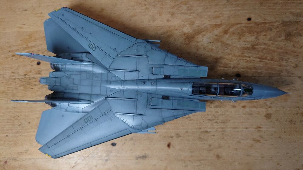 プラモデル】ハセガワ 1/72 F-14A (VF-74 ビー・デビルズ) 完成 プラモデル】ハセガワ 1/72 F-14A (VF-74 ビー・デビルズ) 完成