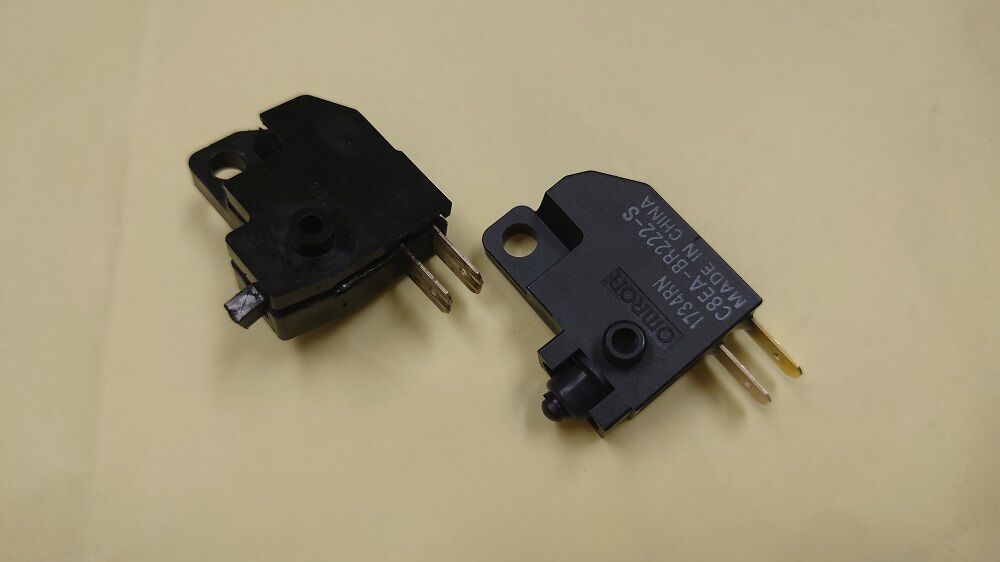 二輪車】隼・F ブレーキスイッチの交換 : 鶴岡畳産業ブログ-最強