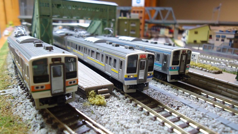 鉄道模型】TOMIX/KATO・211系3000番台 ラインカラー3色揃い : 鶴岡畳