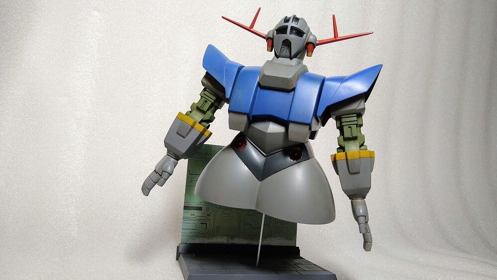 ガンプラ 旧キット 1 144 ジオング 完成 鶴岡畳産業ブログ 最強猫 バーニーと遊ぼ