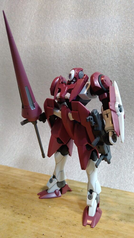 ガンプラ Hg Gn Xiii ジンクス3 アロウズ型 完成 鶴岡畳産業ブログ 最強猫 バーニーと遊ぼ