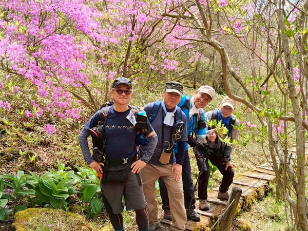 LINE_ALBUM_前日光・横根山_260515_1
