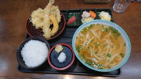 かかしうどんうどん定食