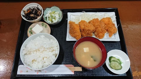 チキンカツランチ呑兵衛