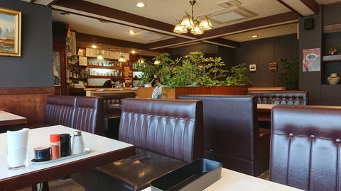 パール店内