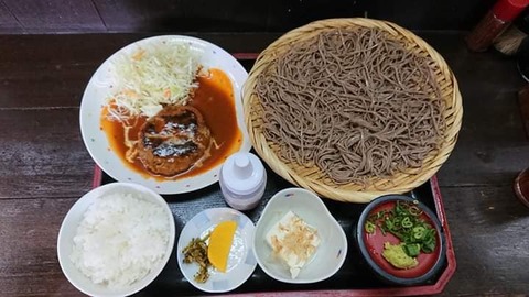 花子ハンバーグ定食