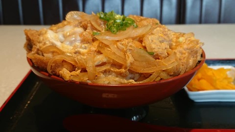 パールカツ丼横
