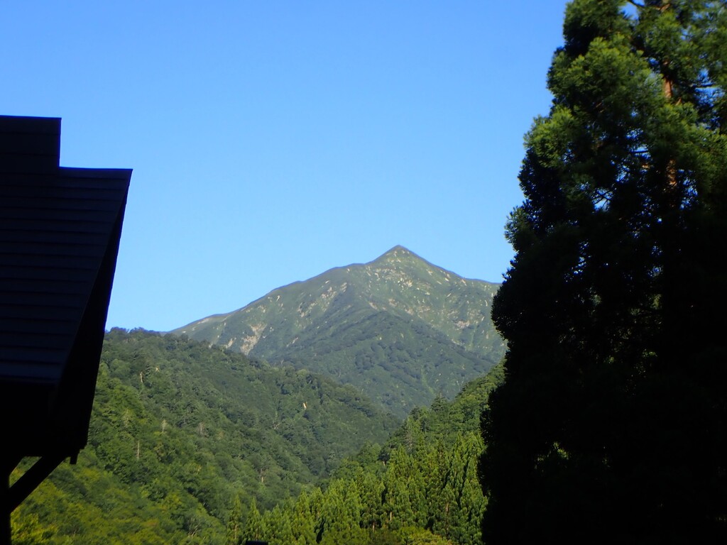 朝日連峰・朝日俣沢～岩井又川畑沢下降～ガッコ沢① : 【山やへの扉】