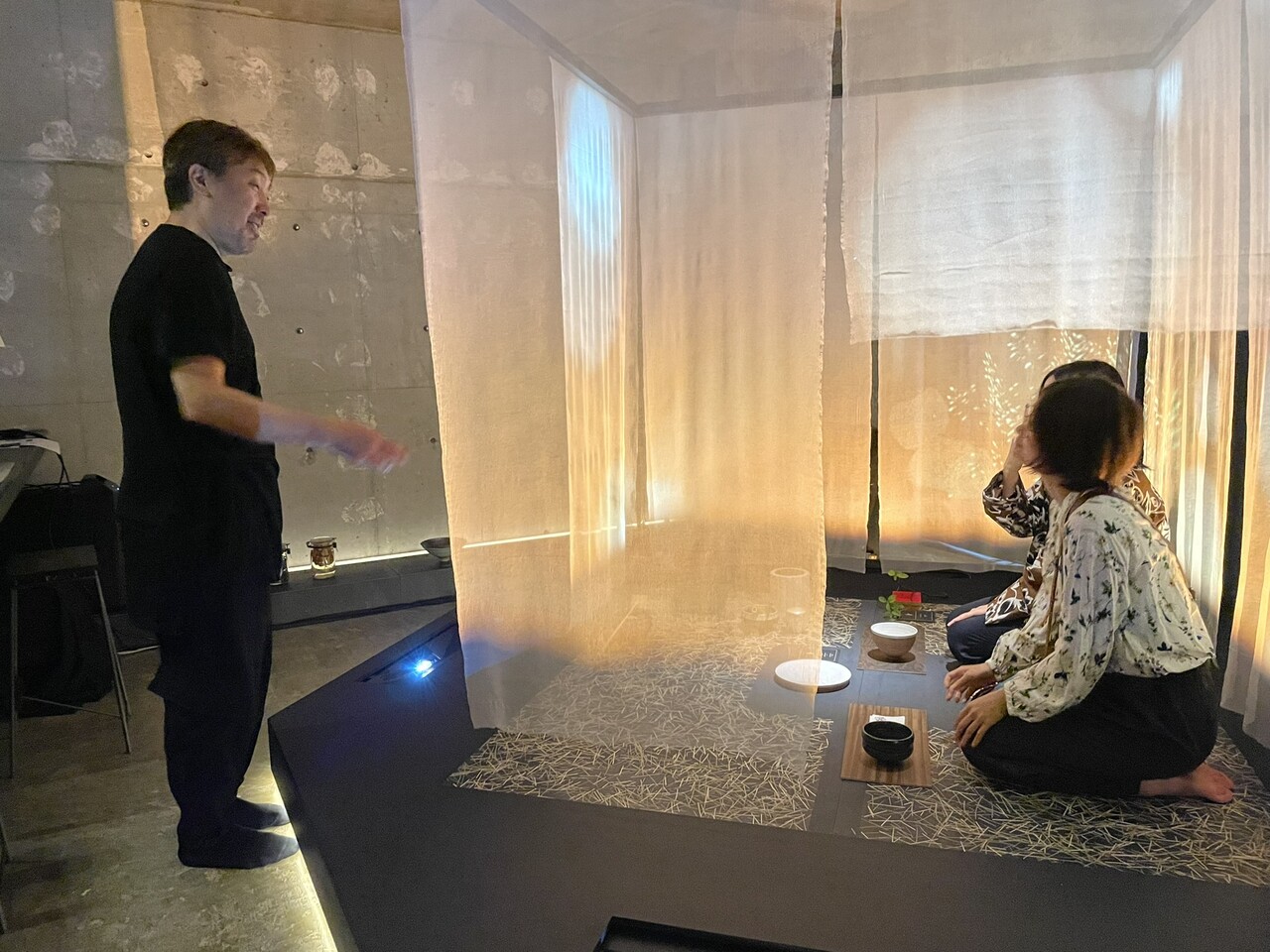 DESIGNART TOKYO 2024のモダン茶室で味わう非日常体験