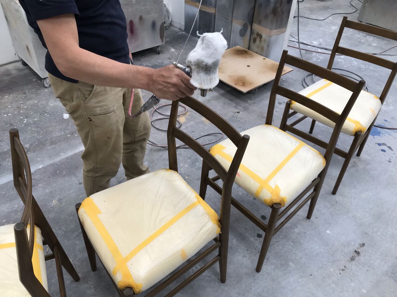 名作椅子】デザイナーズチェアの塗り直し : ニシザキ工芸(株