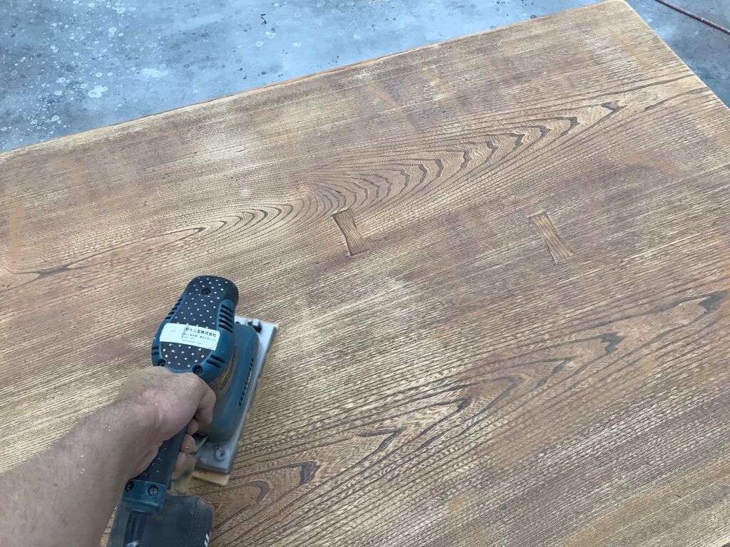 天板を購入し磨き塗装した、自作座テーブルなります！ 天板を購入し磨き塗装した、自作座テーブルなります！