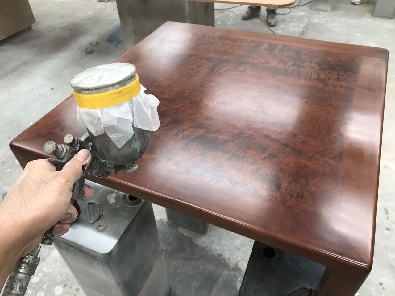マルニ製座卓　テーブル　カリン製、うるし塗装 マルニ製座卓 テーブル カリン製、うるし塗装 マルニ製座卓