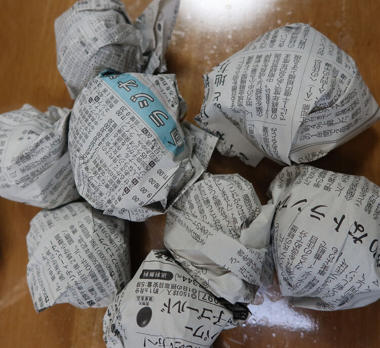 新聞の活用と思ったけれど新聞紙の活用でした : 偏気庵のtosoyan。今日