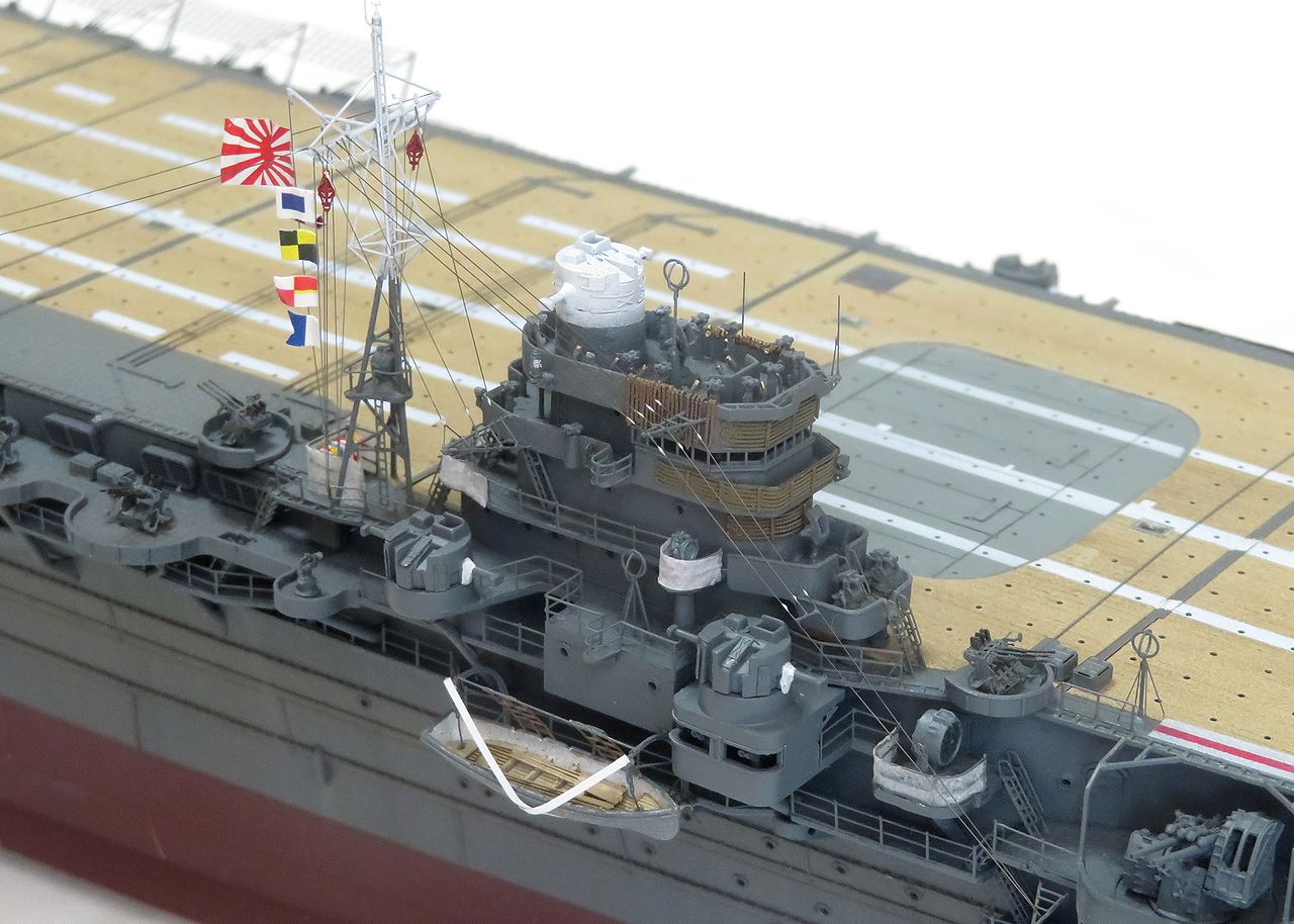 艦橋の仕上げ : 特選空母