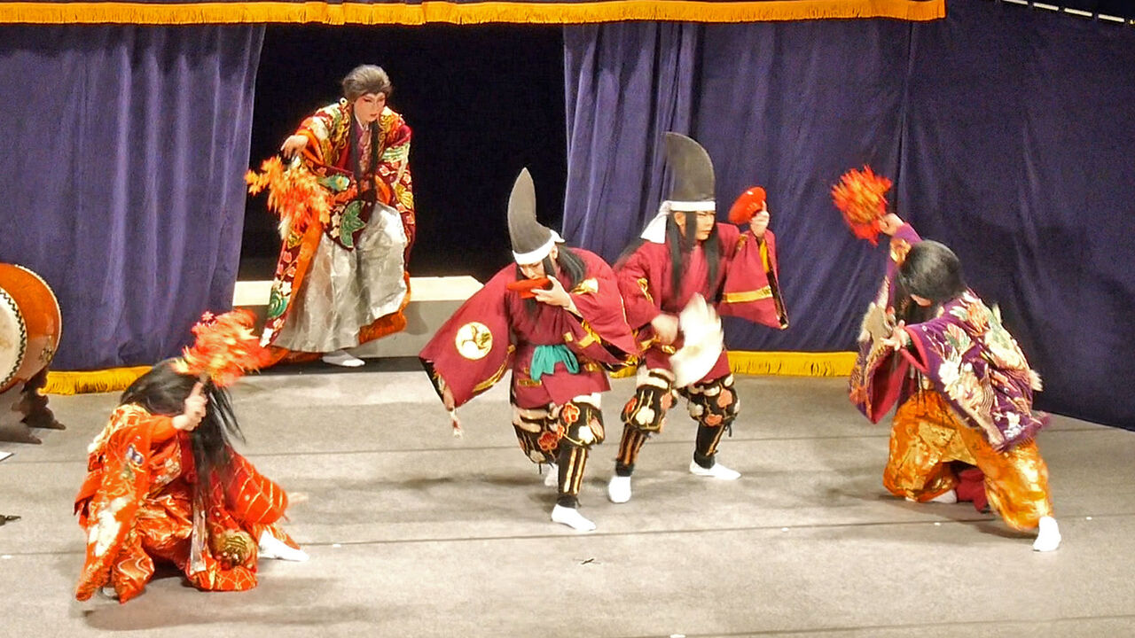 紅葉狩 横谷神楽団 とっさんの備忘録 紅葉狩 横谷神楽団 とっさんの備忘録