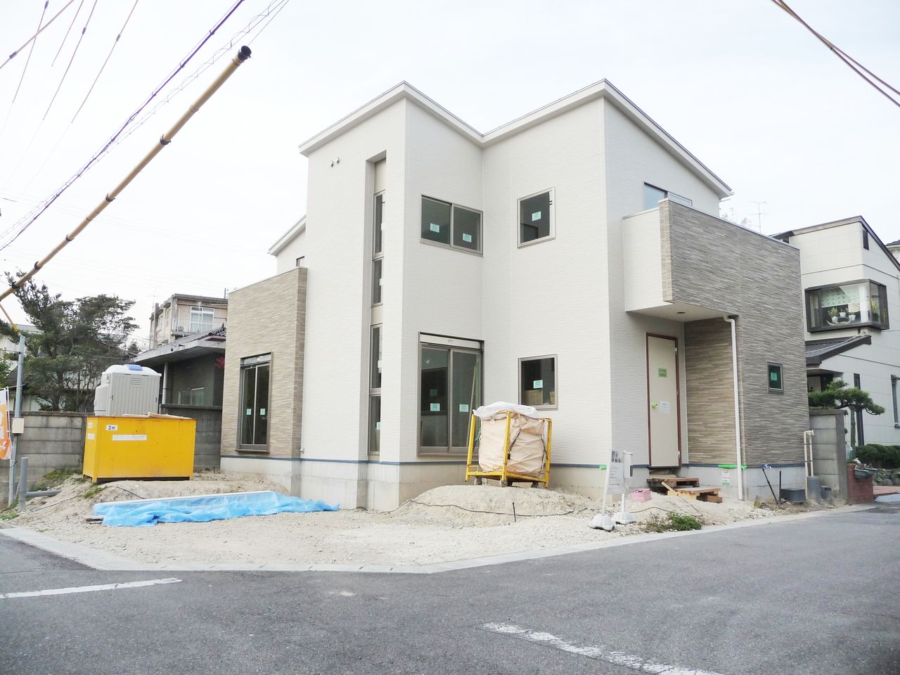 東南 角地 最強
