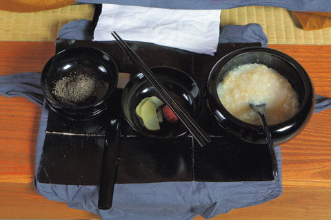 【修行の目的】永平寺の修行僧の昼食ヤバすぎるｗｗｗｗ