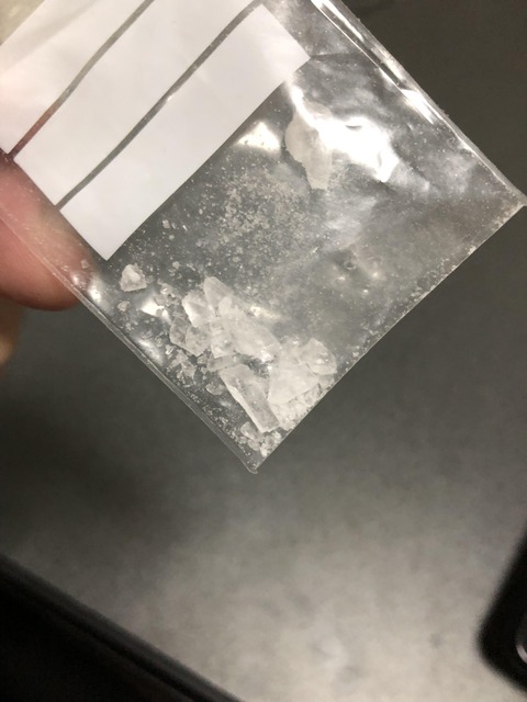 【ネタ】氷砂糖砕いたらめっちゃ覚○剤っぽくなって草ｗｗｗｗ　　
