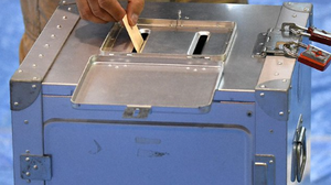 【速報】 総務省が「立憲」「公明」と書かれた比例票の扱いに衝撃の決断！！！！