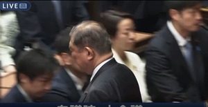 【動画】 石破茂、衆議院本会議で誰からも相手にされない・・・