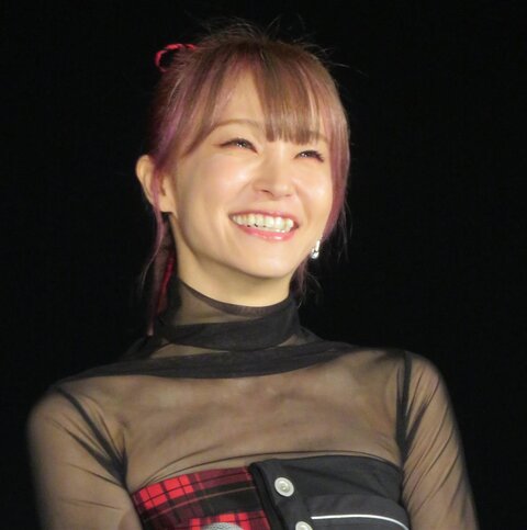 lisa パンパンに膨れ上がった衣装に視聴者困惑 え 妊娠してる お腹がすごい 芸能人のあれこれ lisa パンパンに膨れ上がった衣装に視聴者困惑 え 妊娠してる お腹がすごい 芸能人のあれこれ