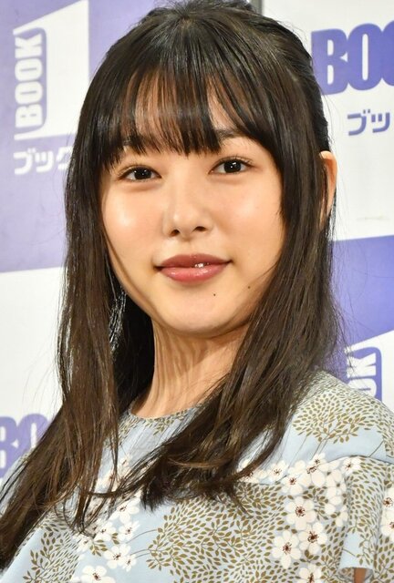 桜井日奈子 カレンダーブック発売決定 史上最高 芸能人のあれこれ 桜井日奈子 カレンダーブック発売決定 史上最高 芸能人のあれこれ