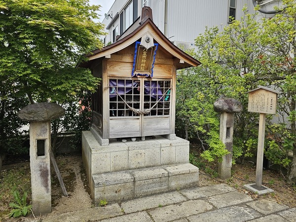 八重市神神社