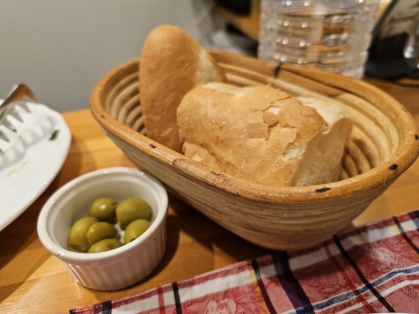 パンはお代わり可